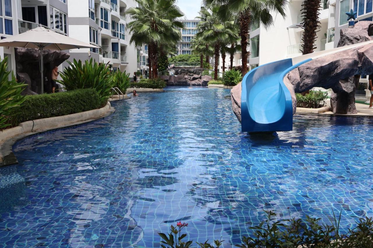 Grand Avenue Soi Boaukow Pattaya